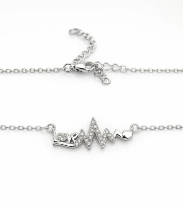Latido de Amor – Collar de Plata con Diseño Heartbeat