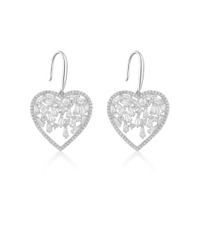 Brillo en el Corazón – Aretes Colgantes de Plata con Zirconias