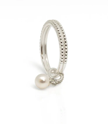 Perla de Luna – Anillo de Plata con Perla Colgante
