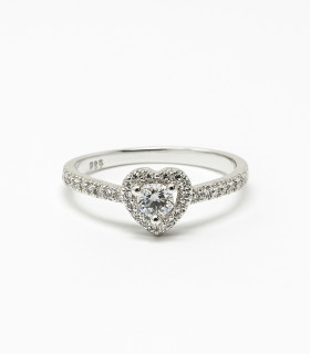 Luz del Corazón – Anillo de Plata con Circonia en Forma de Corazón