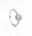 Halo Celeste – Anillo de Plata con Circonia Central y Microengaste