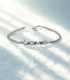 Brillo de Amor – Pulsera de Plata con Texto y Circonias